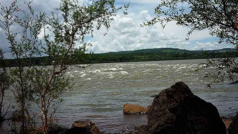 RIO URUGUAI, PORTO VERA CRUZ, RS  - POR UBIRAJARA BUDDIN  CRUZ - PORTO VERA CRUZ - RS