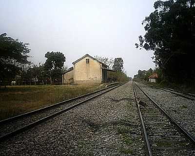 ESTAO FERROVIRIA-FOTO:UBIRAJARA CRUZ  - POVO NOVO - RS