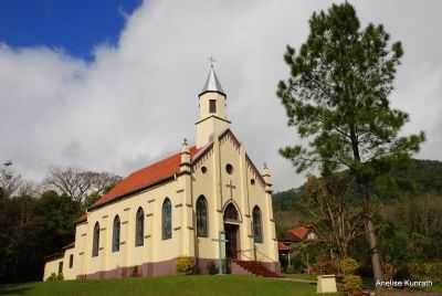 IGREJA EM PICADA SCHNEIDER, PRESIDENTE LUCENA-RS,  POR ANELISE  KUNRATH - PRESIDENTE LUCENA - RS