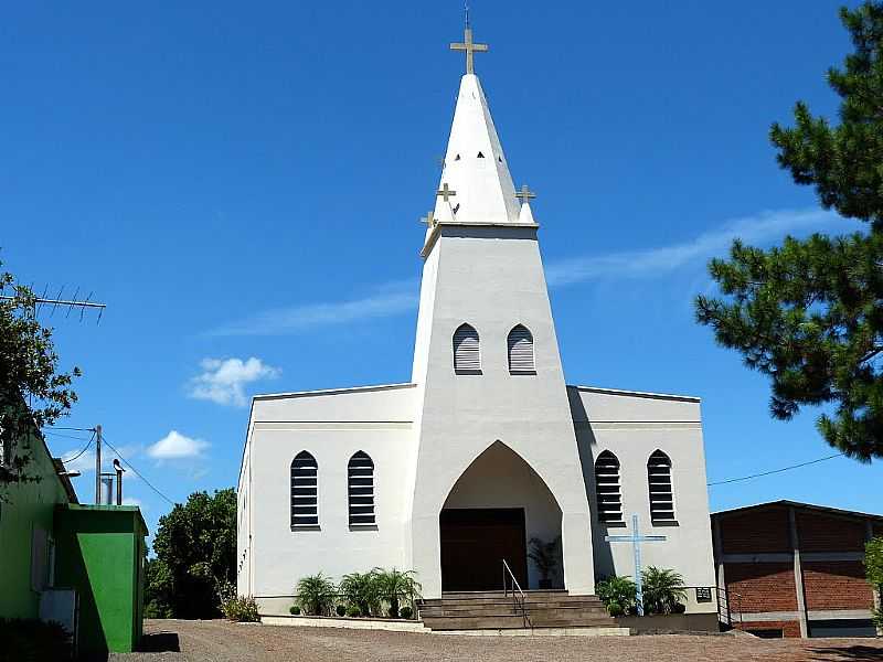 PRESIDENTE LUCENA-RS-IGREJA DE N.SRA.DOS NAVEGANTES-FOTO:ROQUE OLIVEIRA - PRESIDENTE LUCENA - RS