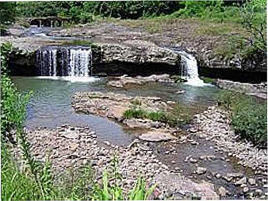 CASCATA COLNIA EM PROGRESSO-FOTO:GIOVANI JOO SARTORI - PROGRESSO - RS