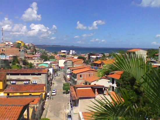VISTA DA CIDADE FEITA DO ALTO, POR JURACI GOMES DE ALMEIDA ( BAIANNO) - MADRE DE DEUS - BA
