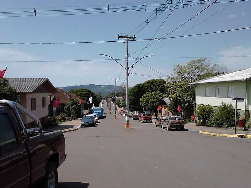 PULADOR-RS-AVENIDA PRINCIPAL-FOTO:!BIG---ANDR S. - PULADOR - RS