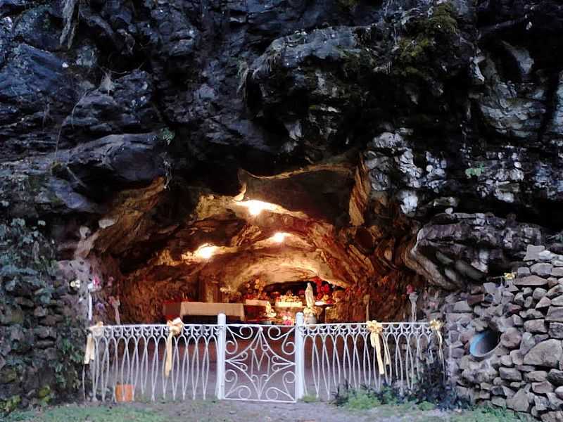 PULADOR-RS-ENTRADA DA GRUTA DE PEDRA-FOTO:!BIG---ANDR S. - PULADOR - RS