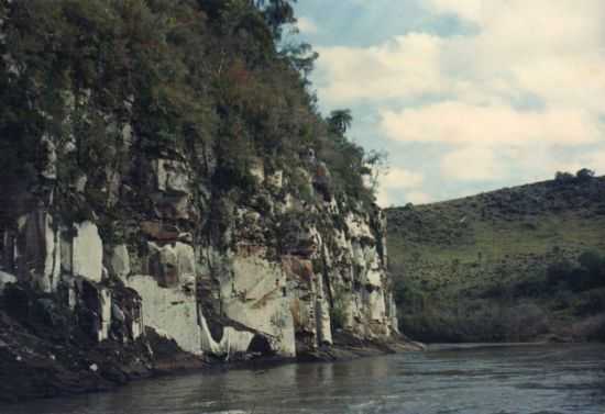 RIO TOROPI, POR ERNESTO DA SILLVA LAMPERT - QUEVEDOS - RS