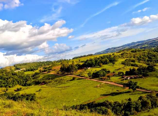 VISTA DA VILA GOIABAL DE CIMA DE UM CERRO, QUEVEDOS, POR HYAN VIEIRA DE VARGAS - QUEVEDOS - RS