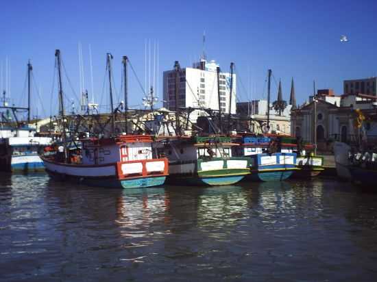 CAIS DO PORTO, POR REJANE MARIA DA SILVA NERY - RIO GRANDE - RS