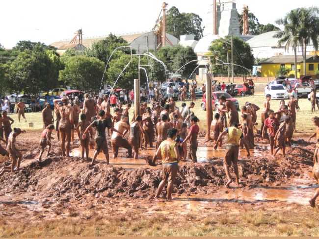 POR DBORA MENEZES - SANTA BRBARA DO SUL - RS