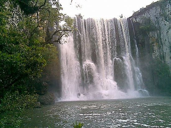 SANTA CECLIA DO SUL-RS-CACHOEIRA RIO SANTO ANTNIO-FOTO:MARCELO PANISSON - SANTA CECLIA DO SUL - RS