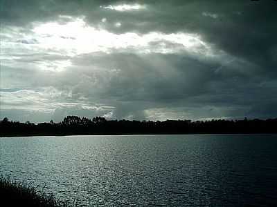 LAGO DOURADO-FOTO: LAZ667 - SANTA CRUZ DO SUL - RS