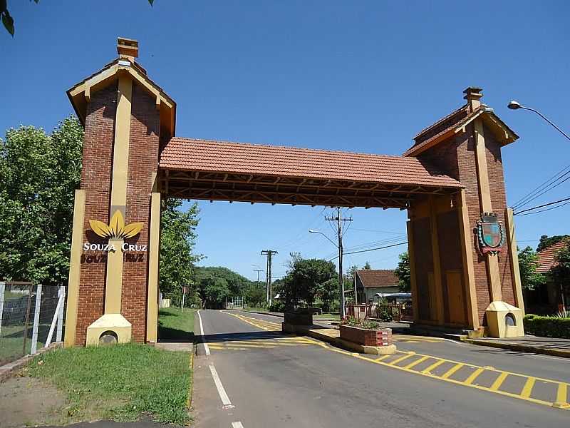 SANTA CRUZ DO SUL-RS-PRTICO DE ENTRADA-FOTO:JOAOLSCHNEIDER - SANTA CRUZ DO SUL - RS