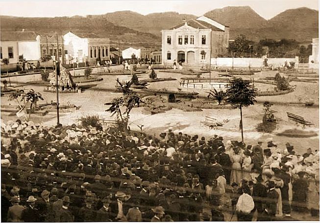 INAUGURAO DA PRAA SALDANHA MARINHO, POR JULIANO MELLO DOS SANTOS - SANTA MARIA - RS
