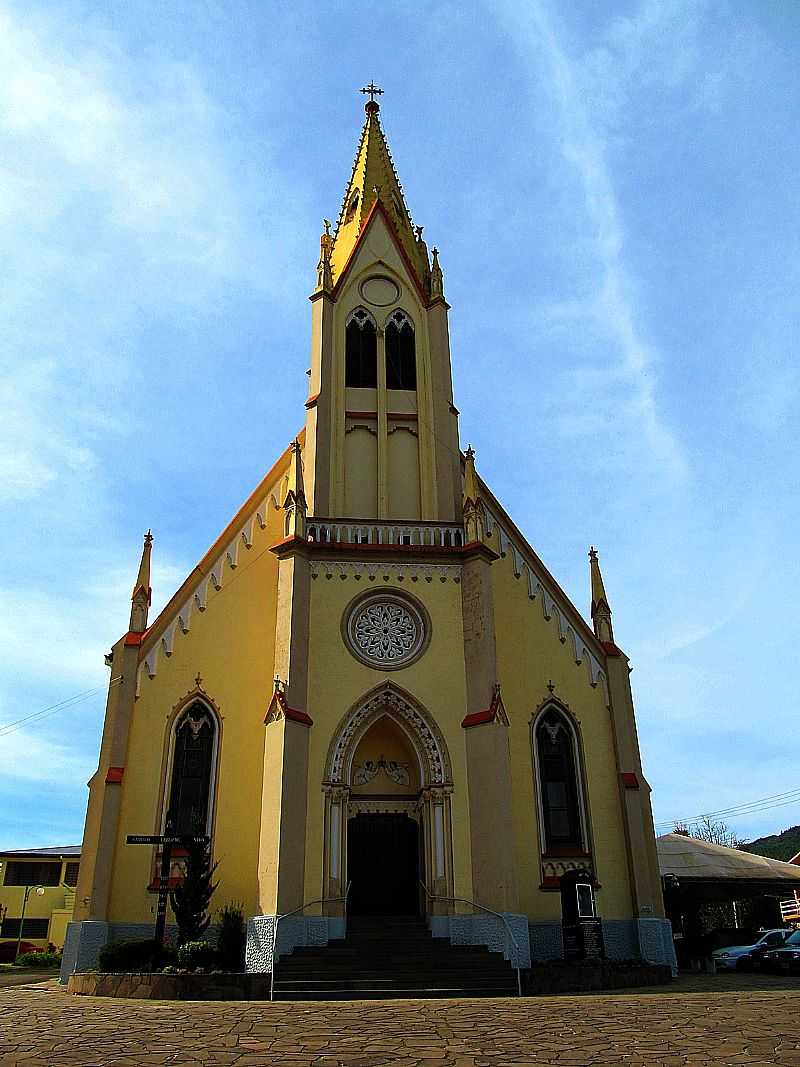 SANTA MARIA DO HERVAL-RS-MATRIZ DE N.SRA.AUXILIADORA-FOTO:ANGELO CHIABOTTO VIACAVA - SANTA MARIA DO HERVAL - RS