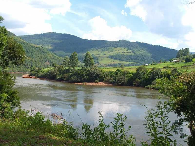 SANTA TEREZA-RS-RIO TAQUARI-FOTO:PHEYLMANN - SANTA TEREZA - RS