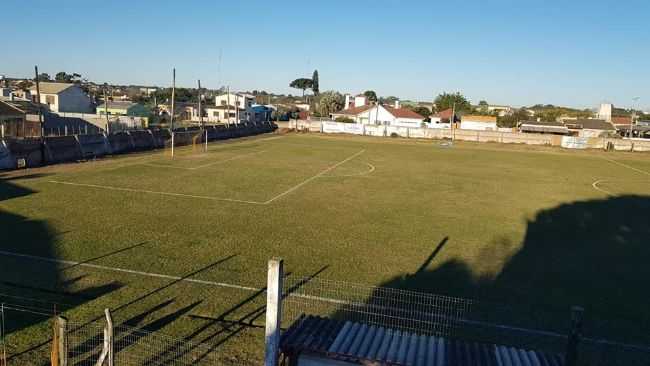 ESTDIO DO RIO BRANCO F. C. O TRICOLOR DAS COXILHAS, POR FLAVIO DA SILVA RIBEIRO - SANTA VITRIA DO PALMAR - RS