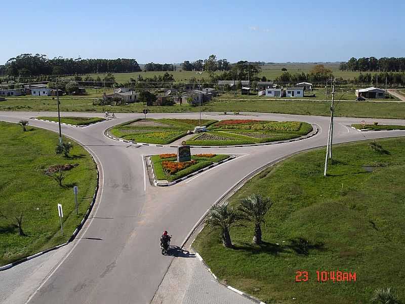 SANTA VITRIA DO PALMAR-RS-VISTA AREA DO TREVO DE ACESSO-FOTO:MERC_OTTO - SANTA VITRIA DO PALMAR - RS