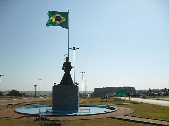 TREVO DE ACESSO DE SANTO ANTNIO DO PLANALTO-FOTO:E-TRANCE - SANTO ANTNIO DO PLANALTO - RS