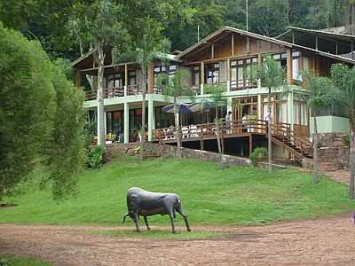 HOTEL FAZENDA 3 CASCATAS-FOTO:MASTERJAGUARI - SANTO CRISTO - RS