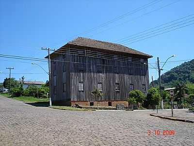 MOINHO GATTO-FOTO:ALCIDES GATTO  - SO DOMINGOS DO SUL - RS