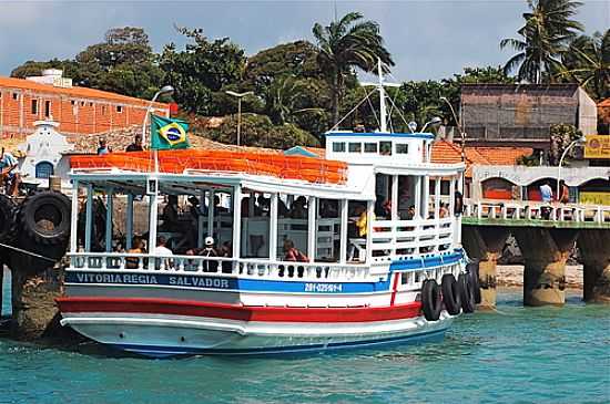 BARCO NO ANCOURADOURO EM MAR GRANDE-BA-FOTO:DRAKEN - MAR GRANDE - BA