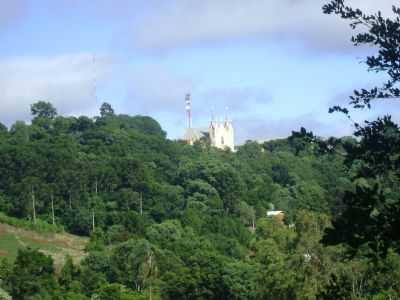 VISTA DA IGREJA DA CIDADE, POR LUCIANA ANAST. CAMAPU  - SO VALENTIM - RS