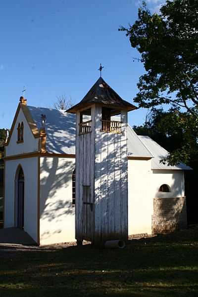 IGREJA SECULAR-FOTO:SEDENIR TAUFER - SO VALENTIM DO SUL - RS