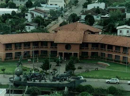 CENTRO ADMINISTRATIVO - SERAFINA CORRA - RS