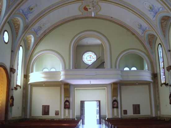 VISTA INTERIOR IGREJA SEVERIANO, POR VERENA BUSATTO - SEVERIANO DE ALMEIDA - RS