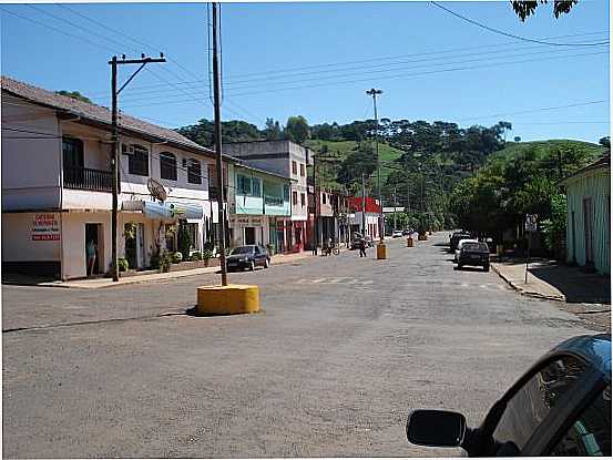 VISTA PARCIAL AVENIDA DE SEVERIANO DE ALMEIDA, POR VERENA BUSATTO - SEVERIANO DE ALMEIDA - RS