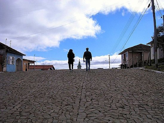 SILVEIRA MARTINS-RS-RUA DA CIDADE-FOTO:CROQUEZZ - SILVEIRA MARTINS - RS