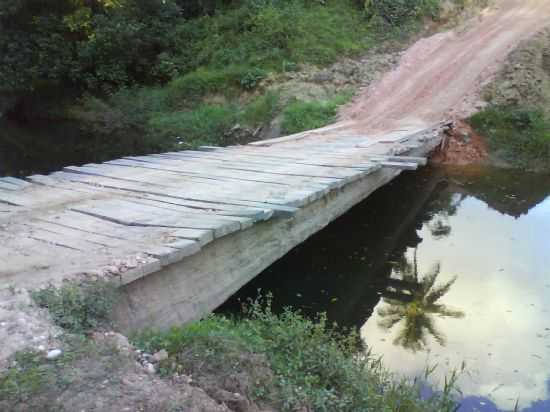 PONTE SOBRE CRREGO VERDE, POR PAULO DE MASCOTE - MASCOTE - BA