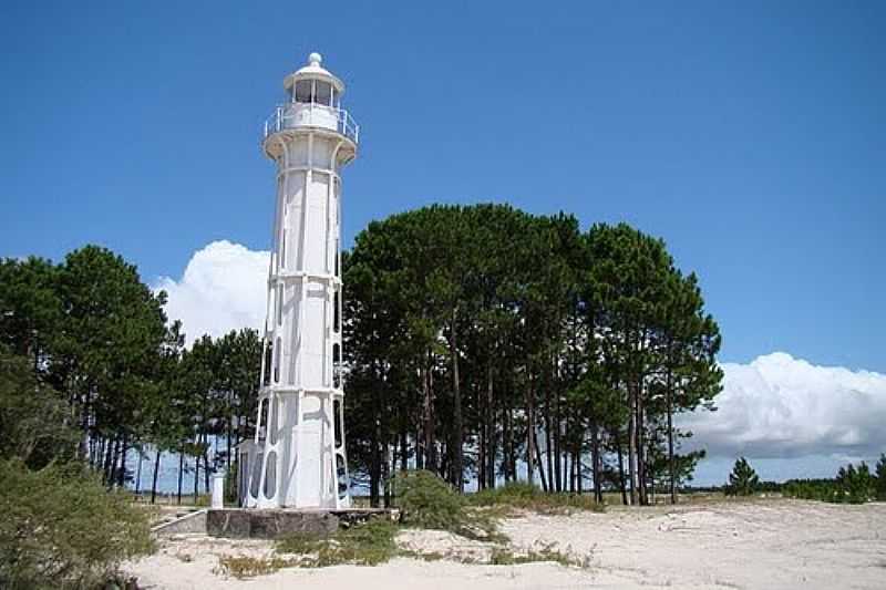 TAVARES-RS-FAROL DO CAPO DA MARCA-FOTO:ALBERTO BLANK SCHWONKE - TAVARES - RS