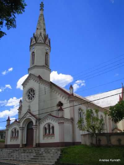 IGREJA CATLICA, TUPANDI-RS, POR ANELISE  KUNRATH - TUPANDI - RS