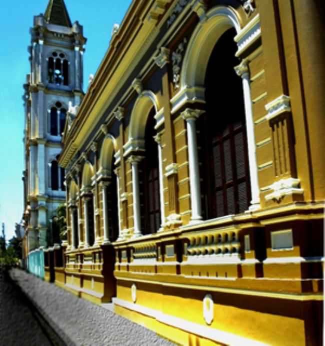 BIBLIOTECA PBLICA MUNICIPAL, POR RODRIGO BESSOW - URUGUAIANA - RS