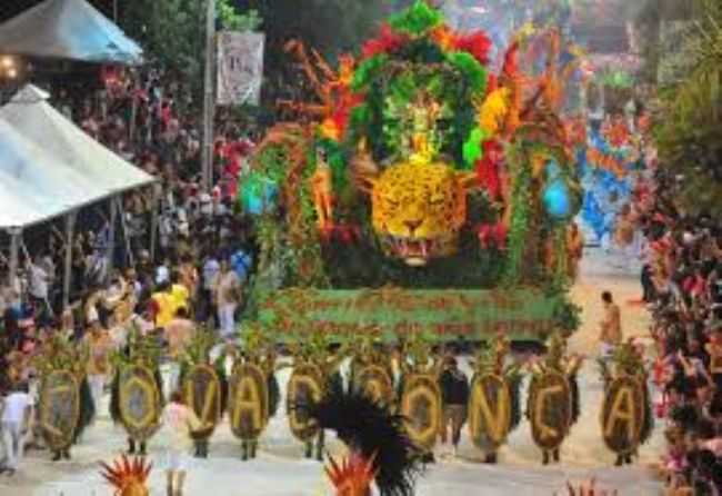TERCEIRO MAIOR CARNAVAL DO BRASIL, POR RODRIGO BESSOW - URUGUAIANA - RS