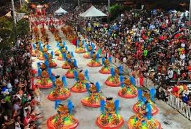 TERCEIRO MAIOR CARNAVAL DO BRASIL, POR RODRIGO BESSOW - URUGUAIANA - RS