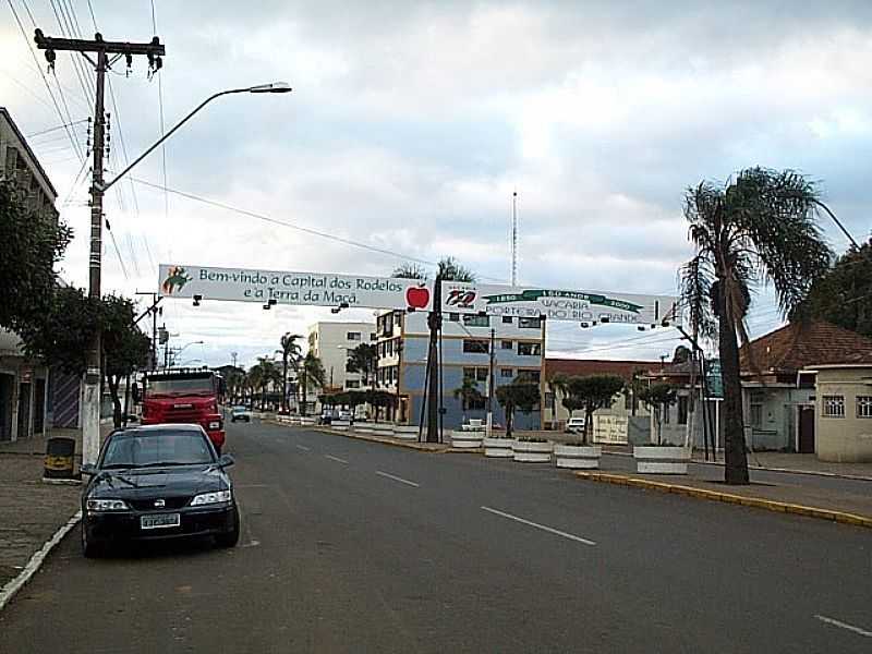 VACARIA-RS-AVENIDA CENTRAL-FOTO:FOTOSMUNIVACARIA - VACARIA - RS