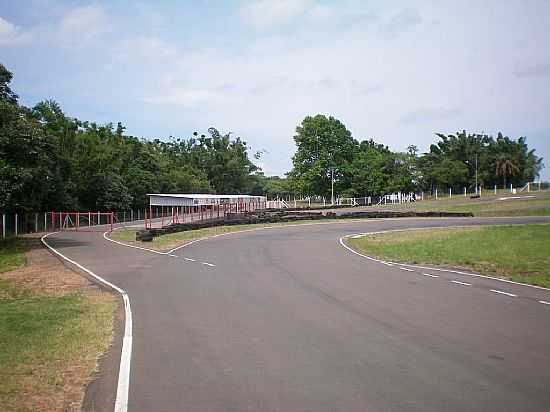 KARTDROMO DO PARQUE MUNICIPAL DO CHIMARRO EM VENNCIO AIRES-RS-FOTO:KRUGSILVA - VENNCIO AIRES - RS