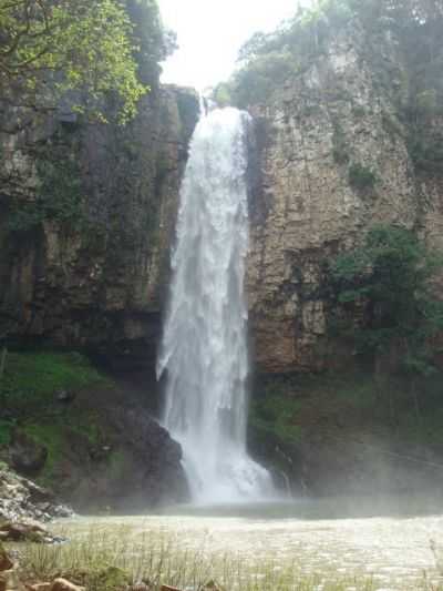 CASCATA DO MARING. POR SUELEM GABOARDI - VILA MARIA - RS