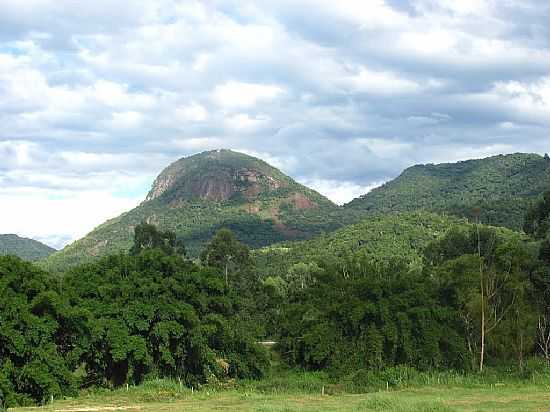 MORRO DOM BOSCO EM APINA-SC-FOTO:SIDNEI RECCO - APINA - SC