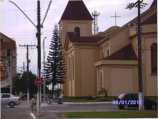 IGREJA CATLICA, POR ROSA MARIA - ARAQUARI - SC