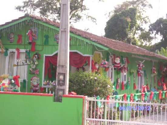 CASA DECORAADA P/NATAL , POR ROSA MARIA - ARAQUARI - SC