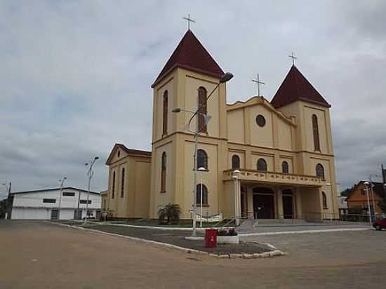 IGREJA BOM JESUS EM ARAQUARI-SC-FOTO:SARGENTO.A@C - ARAQUARI - SC