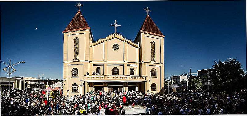 SANTURIO SENHOR BOM JESUS DE ARAQUARI - ARAQUARI - SC