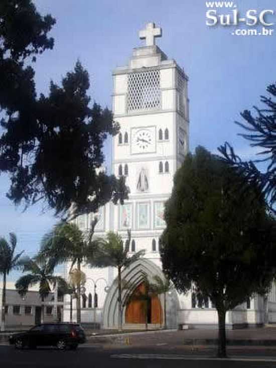 IGREJA MATRIZ DE ARARANGU-SC-FOTO:BRENNER W. C. - ARARANGU - SC