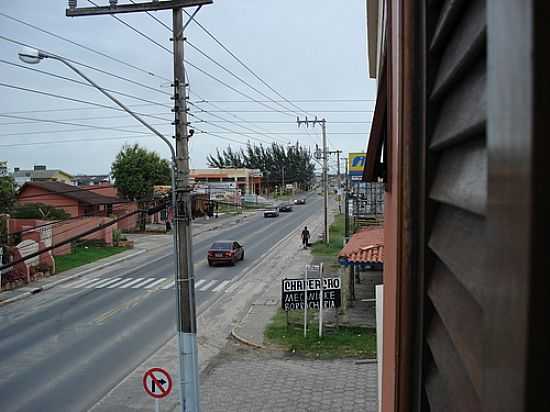 RUA DE BALNERIO ARROIO DO SILVA-SC-FOTO:DJANMARQUES - BALNERIO ARROIO DO SILVA - SC