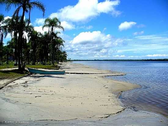 PRAIA NA LAGOA AZUL EM BALNERIO BARRA DO SUL-SC-FOTO:CELSO RENE MULLER - BALNERIO BARRA DO SUL - SC