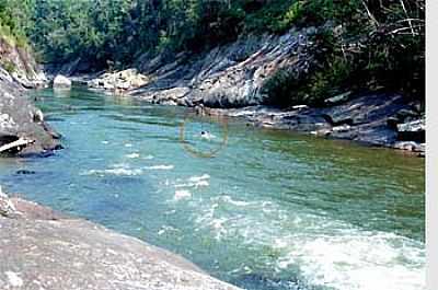 RIO ITAJA - FOTO GERMANO WOEHL JR - BARRA DA PRATA - SC