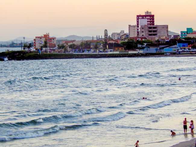 O ENTARDECER - POR LINCOLN RODRIGO - BARRA VELHA - SC