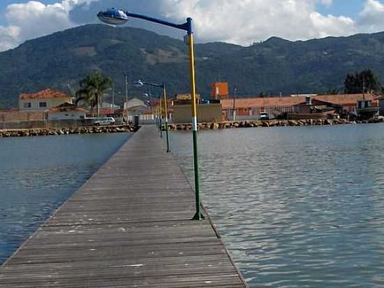 TRAPICHE RUA JOO ROSA EM BIGUAU-FOTO:TEZINHO - BIGUAU - SC